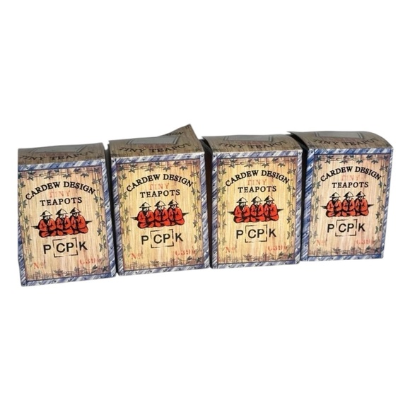 Bundle of 4 Tiny Cardew Teapots - Picture 14 of 15